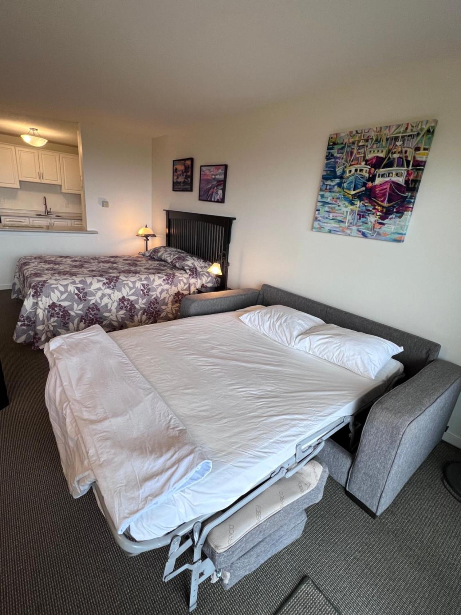 Shorewater Resort Qualicum Beach Bagian luar foto