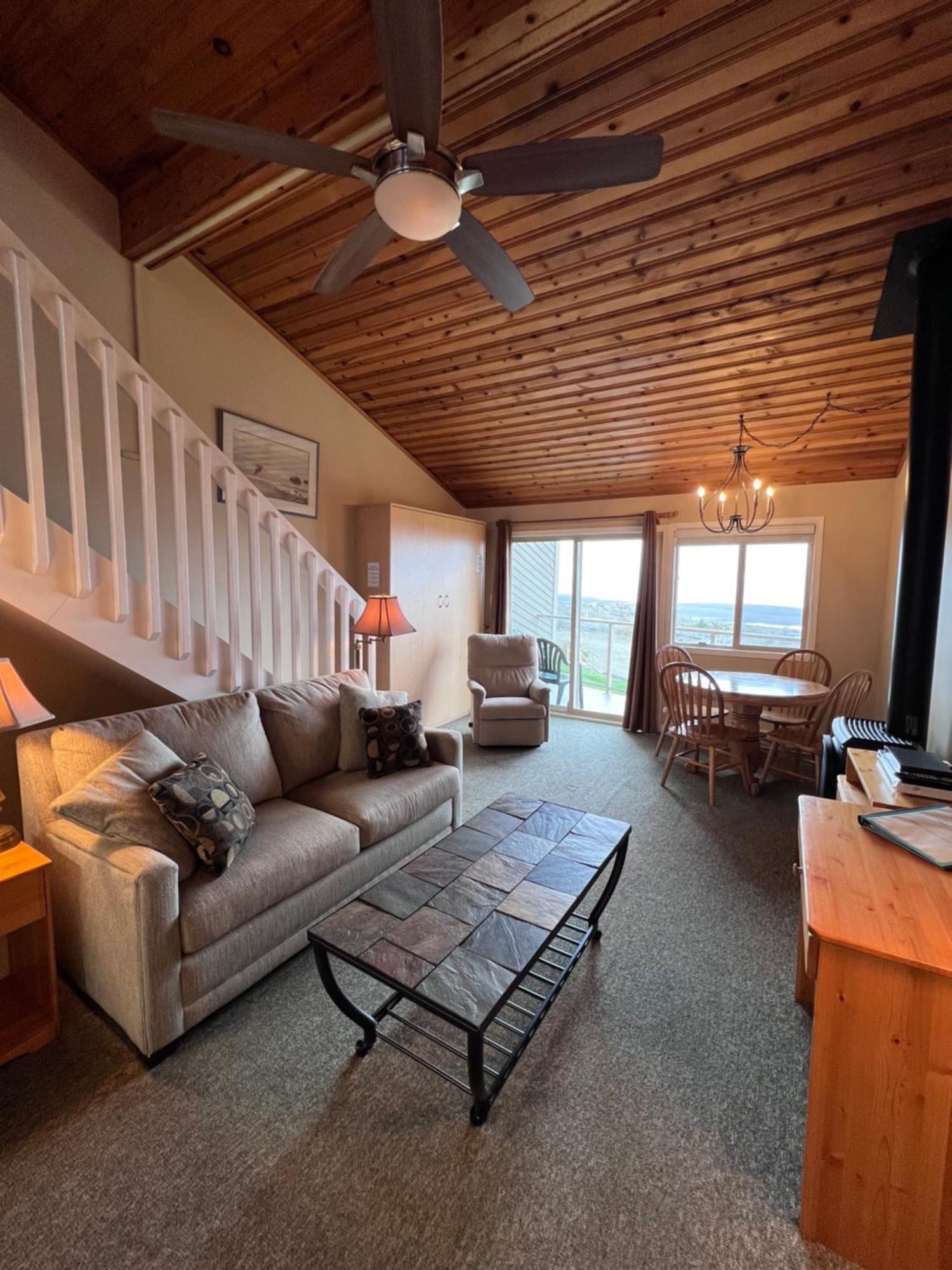 Shorewater Resort Qualicum Beach Bagian luar foto