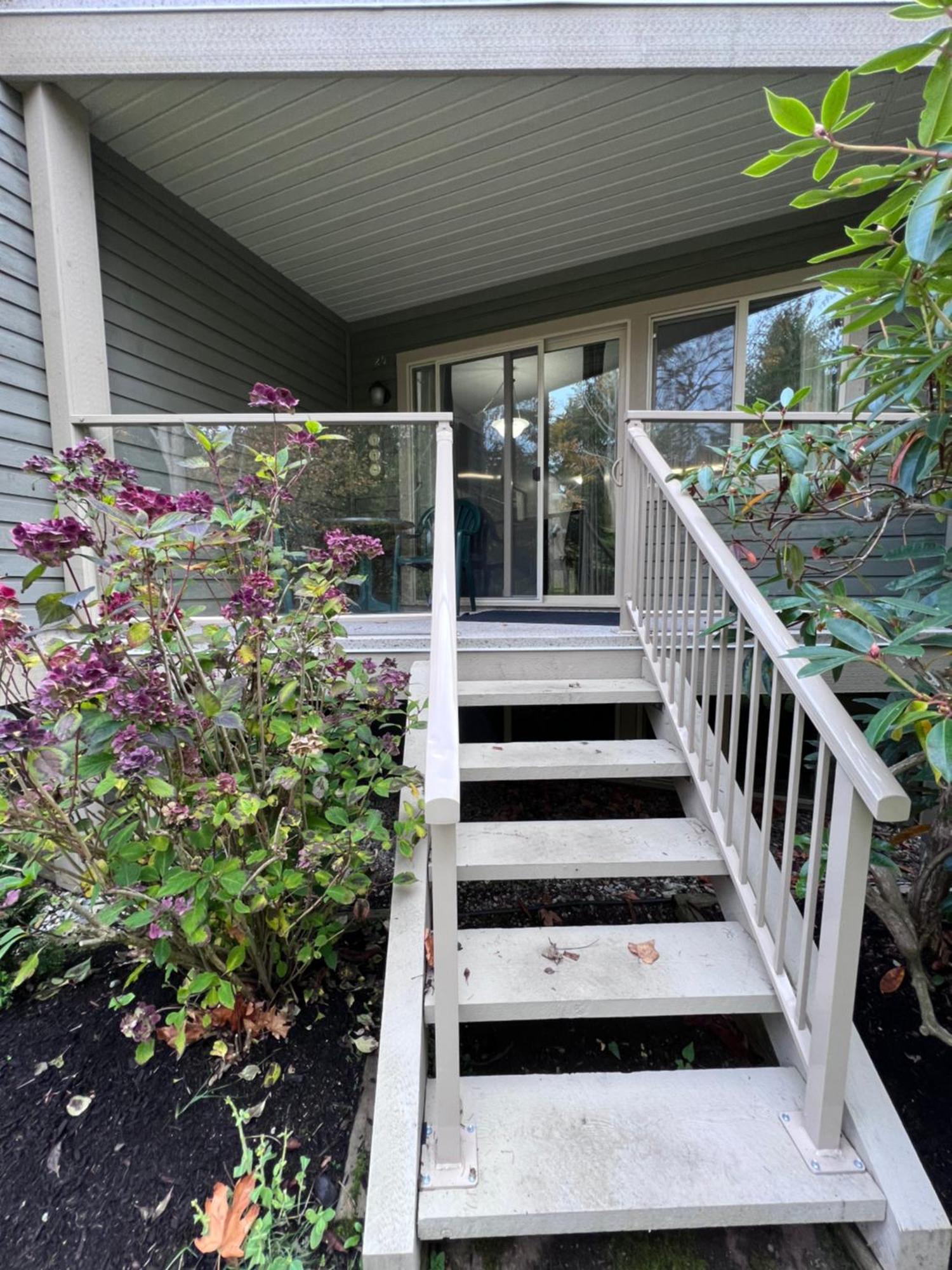 Shorewater Resort Qualicum Beach Bagian luar foto