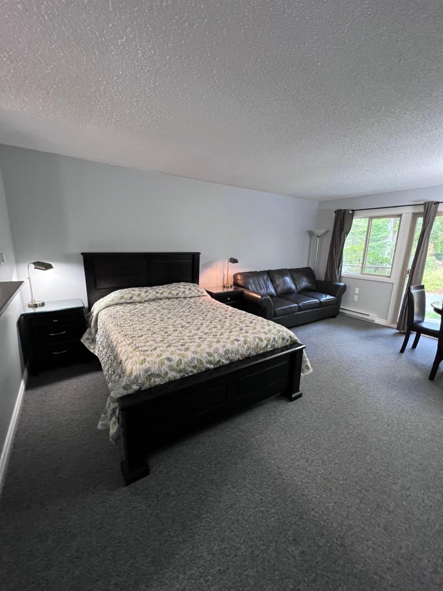 Shorewater Resort Qualicum Beach Bagian luar foto