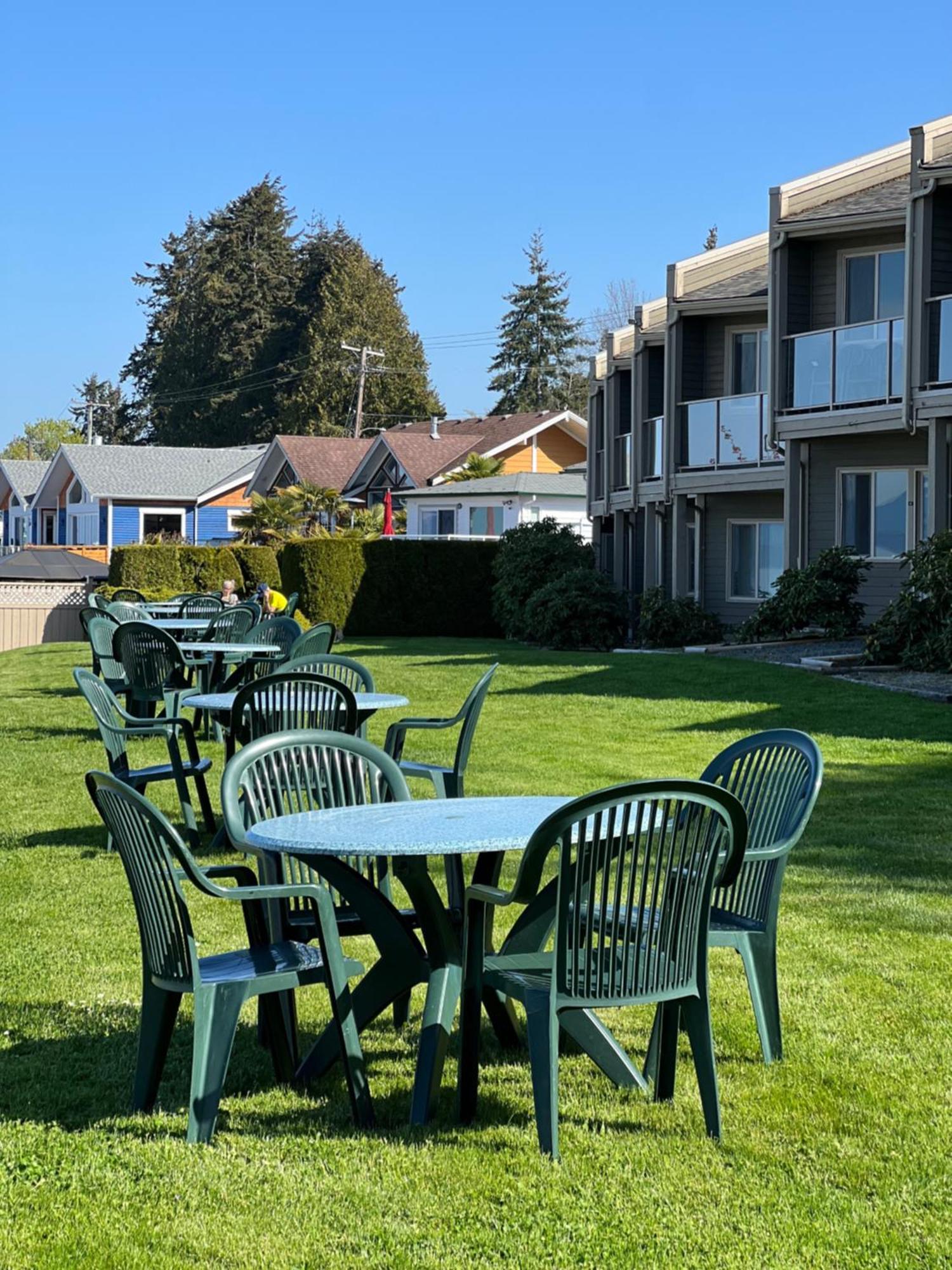 Shorewater Resort Qualicum Beach Bagian luar foto