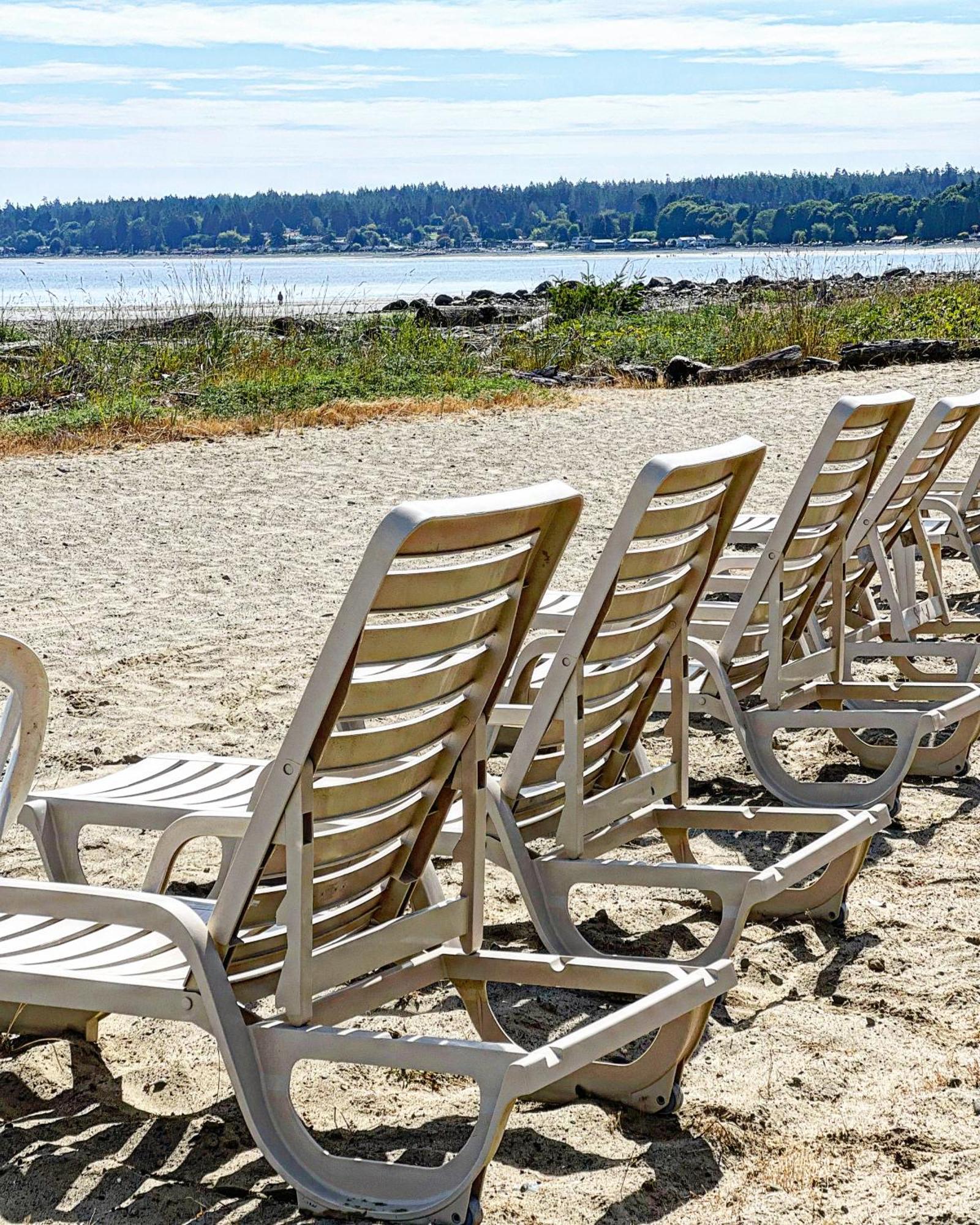 Shorewater Resort Qualicum Beach Bagian luar foto