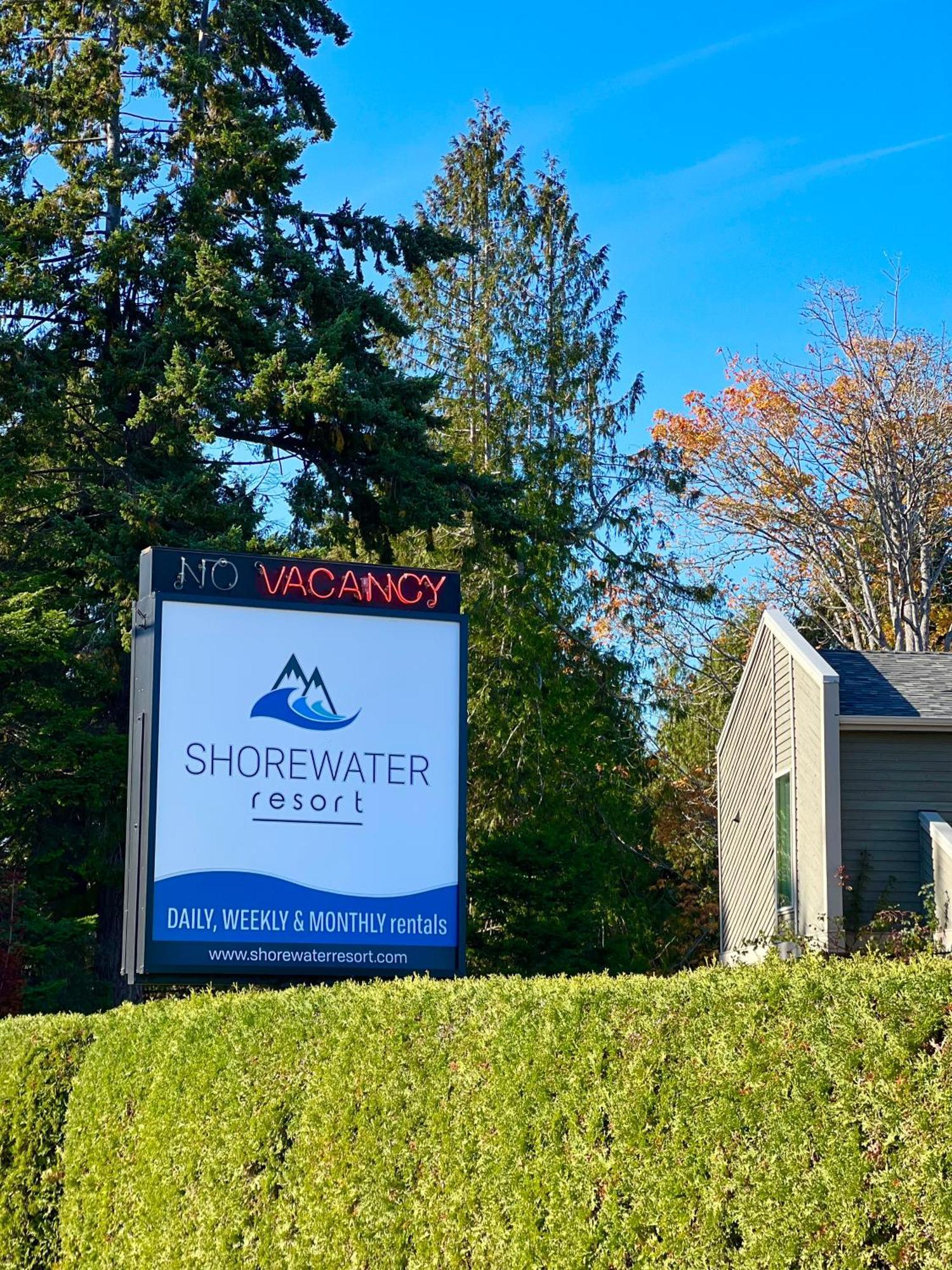 Shorewater Resort Qualicum Beach Bagian luar foto